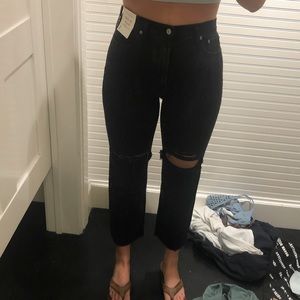 Abercrombie ankle straight black jeans